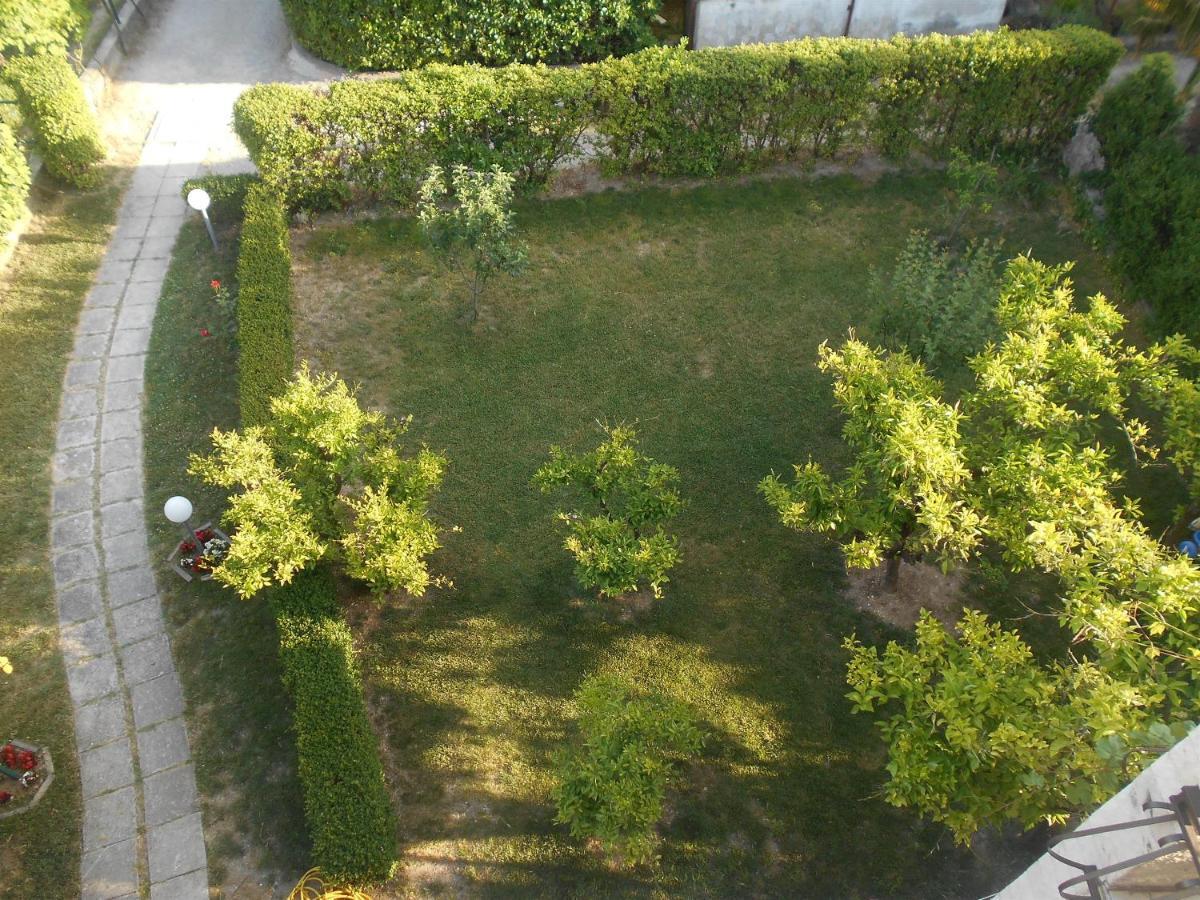 Apartment Cherry Kaštela Buitenkant foto